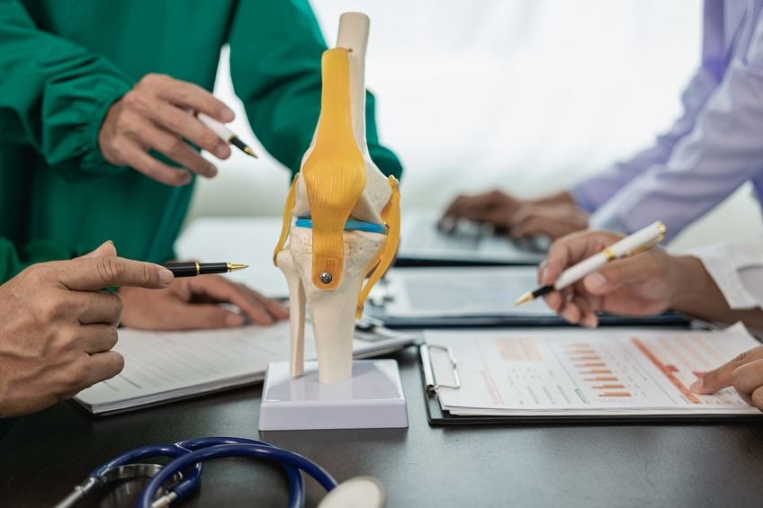 center-for-minimally-invasive-surgery-ACL-Reconstruction-How-Long-Is-The-Recovery-Timeline 3 Things to Know Before Your FESS surgery